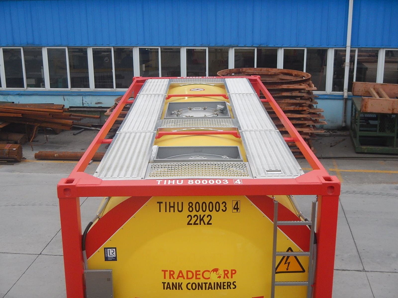 20' Tank Containers 25KL For Sale - Image 2