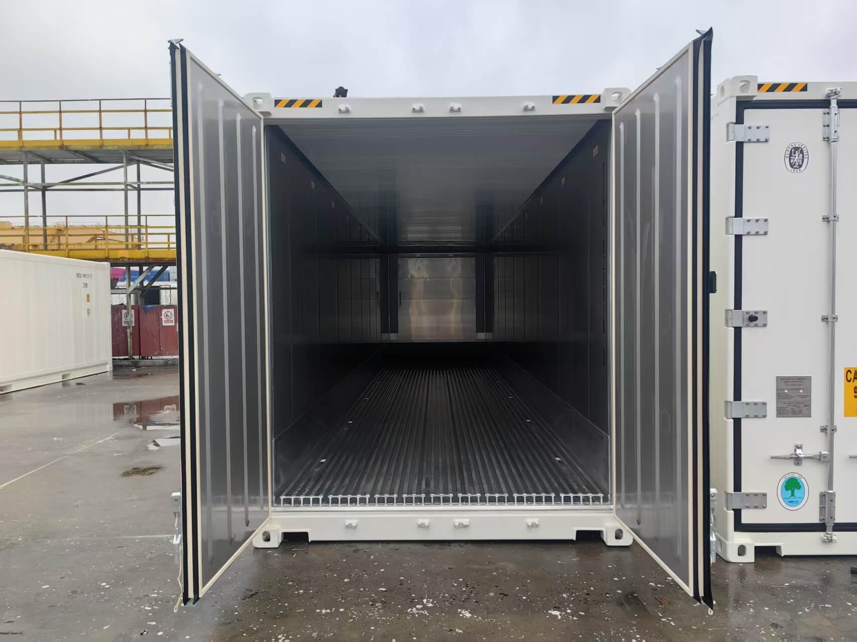 40ft Reefer Container with Thermo King CFF For Sale - Image 2